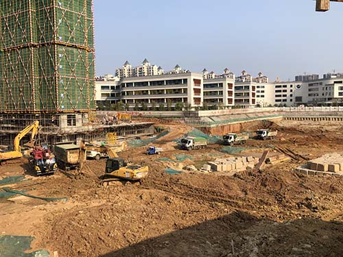 中國(guó)安能第二工程局湖畔學(xué)苑項(xiàng)目部“戰(zhàn)疫情，抓復(fù)工”