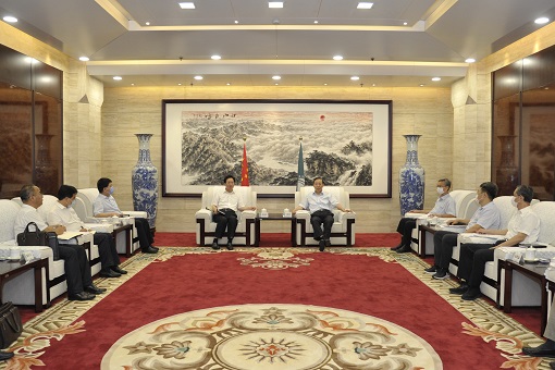 國家電網(wǎng)有限公司總經(jīng)理、黨組副書記辛保安會(huì)見甘肅省政協(xié)副主席、慶陽市委書記贠建民