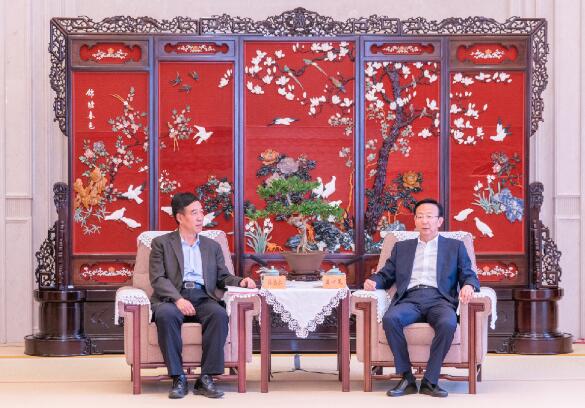 中國(guó)能建總經(jīng)理、黨委副書記孫洪水拜訪揚(yáng)州鎮(zhèn)江主要領(lǐng)導(dǎo)