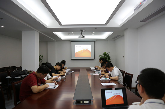 國網(wǎng)寧波奉化區(qū)供電：扣好從業(yè)“第一粒紐扣”，開啟新員工廉潔守護
