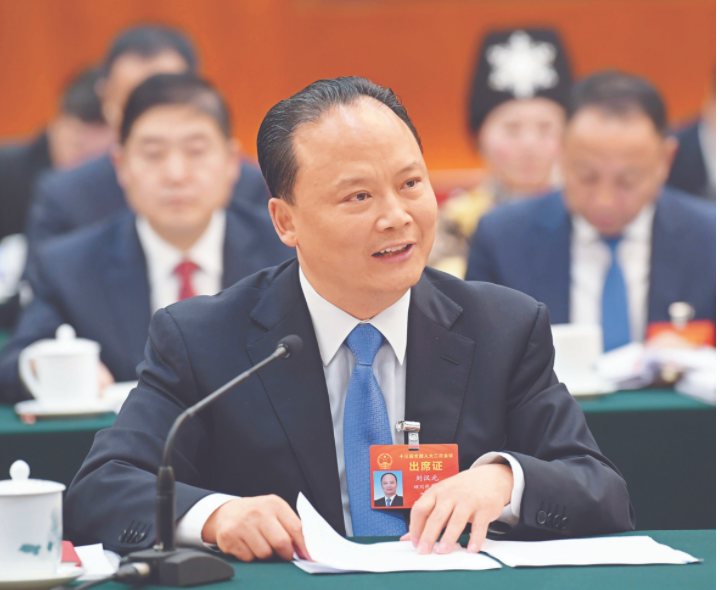 全國人大代表、通威集團(tuán)董事局主席劉漢元：連續(xù)10年為光伏產(chǎn)業(yè)健康發(fā)展鼓與呼