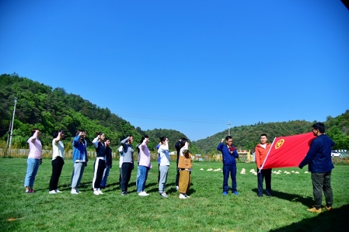 中國電建集團(tuán)各單位精準(zhǔn)發(fā)力，確?！半p引雙建”工作走深走實