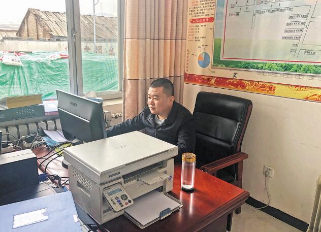 駐村書記王維：“村民需要啥，我們就干啥”