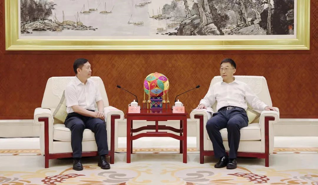 中核集團總經(jīng)理、黨組副書記顧軍拜會廣西壯族自治區(qū)黨委書記劉寧