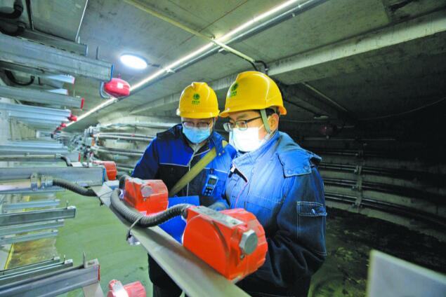銀川供電公司：“臨近春節(jié)，保障居民安全可靠用電更是頭等大事”