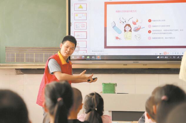 魏錕：用心服務(wù)是起點，客戶滿意是方向