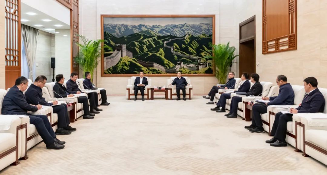 大唐集團(tuán)黨組書記、董事長鄒磊會(huì)見哈電集團(tuán)黨委書記、董事長曹志安