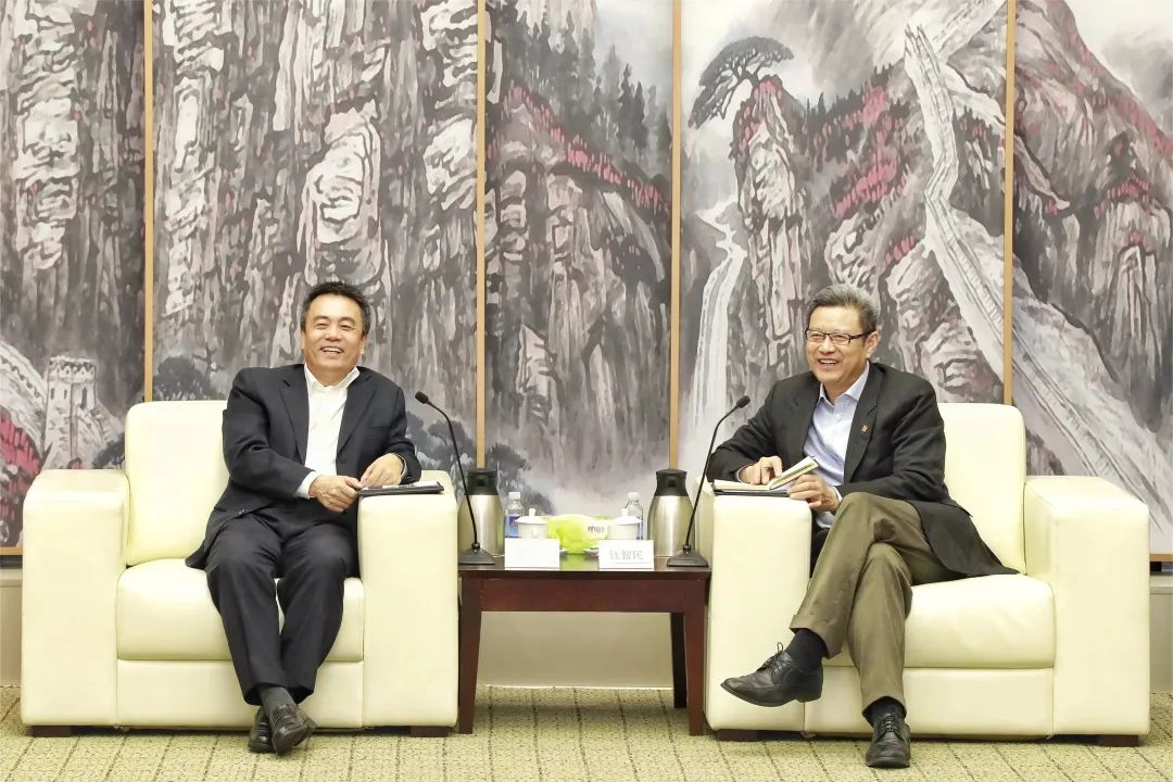 國家電投黨組書記、董事長錢智民會(huì)見哈電集團(tuán)黨委書記、董事長曹志安
