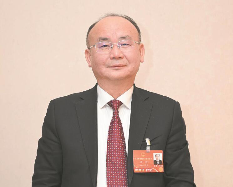 優(yōu)質(zhì)供電服務(wù)助力裝備制造業(yè)高質(zhì)量發(fā)展——訪全國人大代表、楚天科技股份有限公司董事