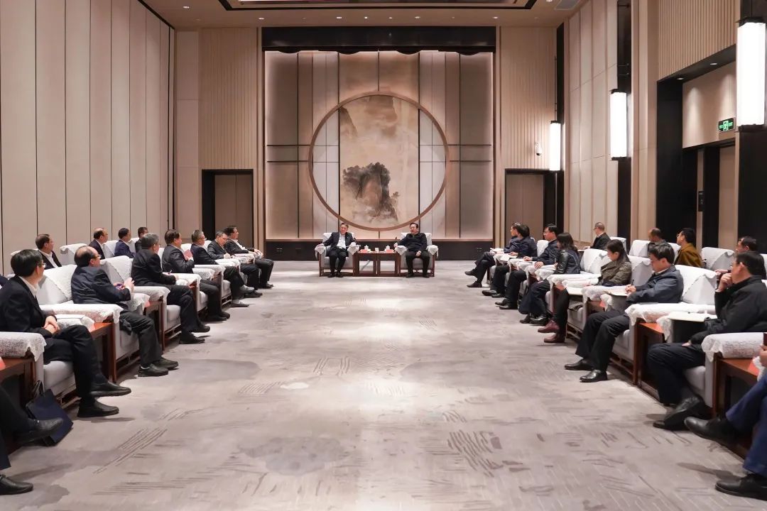 華能集團(tuán)黨組書記、董事長溫樞剛拜會雄安新區(qū)黨工委書記、管委會主任張國華