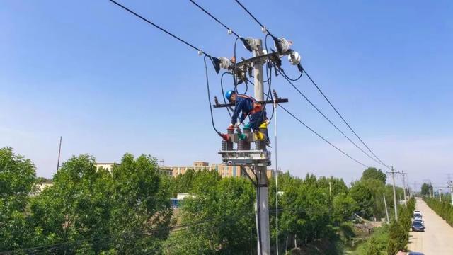 國網(wǎng)安陽供電公司一次綜合檢修力?！?年0跳”