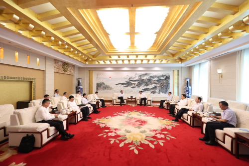 中國電建黨委副書記、總經(jīng)理王斌與山東省委常委、煙臺市委書記江成會談