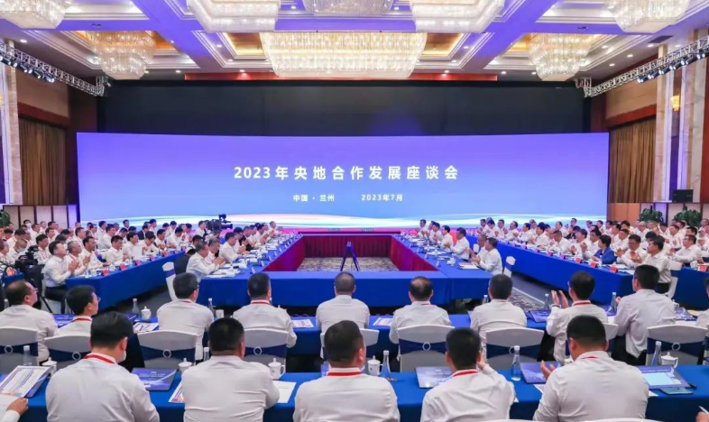 江毅拜會(huì)甘肅省委副書(shū)記、省長(zhǎng)任振鶴 出席蘭洽會(huì)并作交流發(fā)言