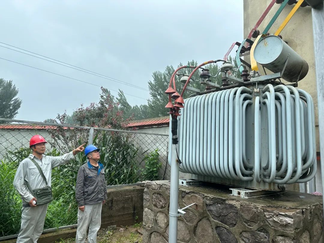 國網(wǎng)玉田縣供電公司：迎戰(zhàn)“杜蘇芮”，筑牢供電保障“堤壩”