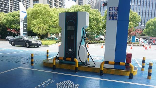 加快培育氫燃料電池汽車產(chǎn)業(yè)，浙江超前布局加氫站建設(shè)