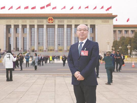 【兩會好聲音】全國人大代表，國網(wǎng)山東公司董事長、黨委書記 王志偉：推動新能源高質(zhì)量發(fā)展 助力美麗中國建設
