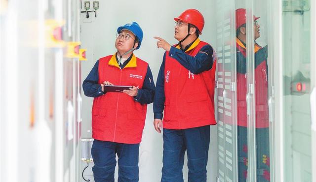 國網(wǎng)大連供電公司“達沃斯保電，我們?nèi)σ愿啊? width=