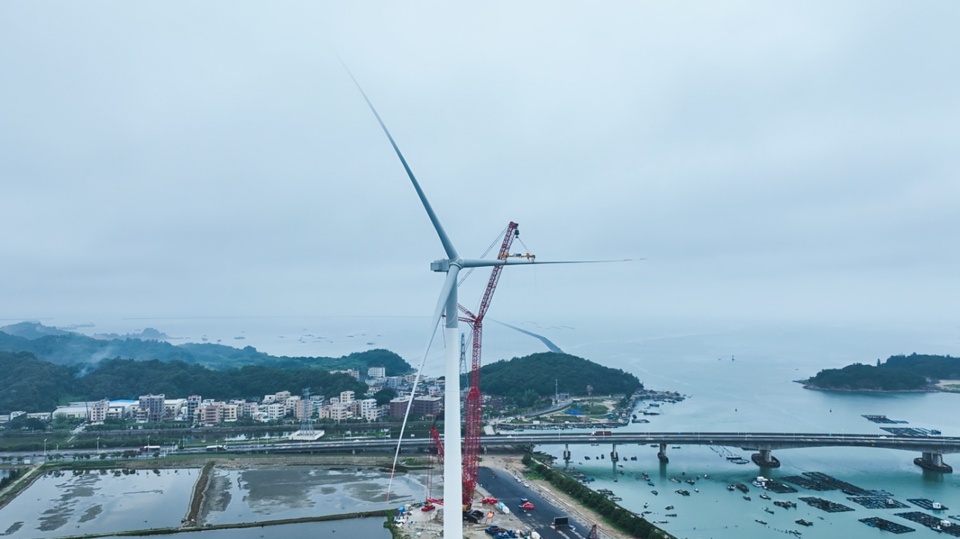 全球最大功率海上風(fēng)電機(jī)組，每轉(zhuǎn)一圈可產(chǎn)生38度電