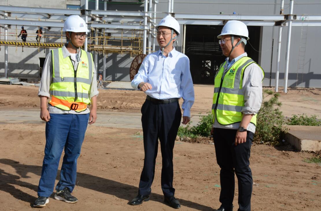 中國能建建筑集團黨委委員、副總經(jīng)理汪公河到正寧百萬項目調(diào)研指導(dǎo)