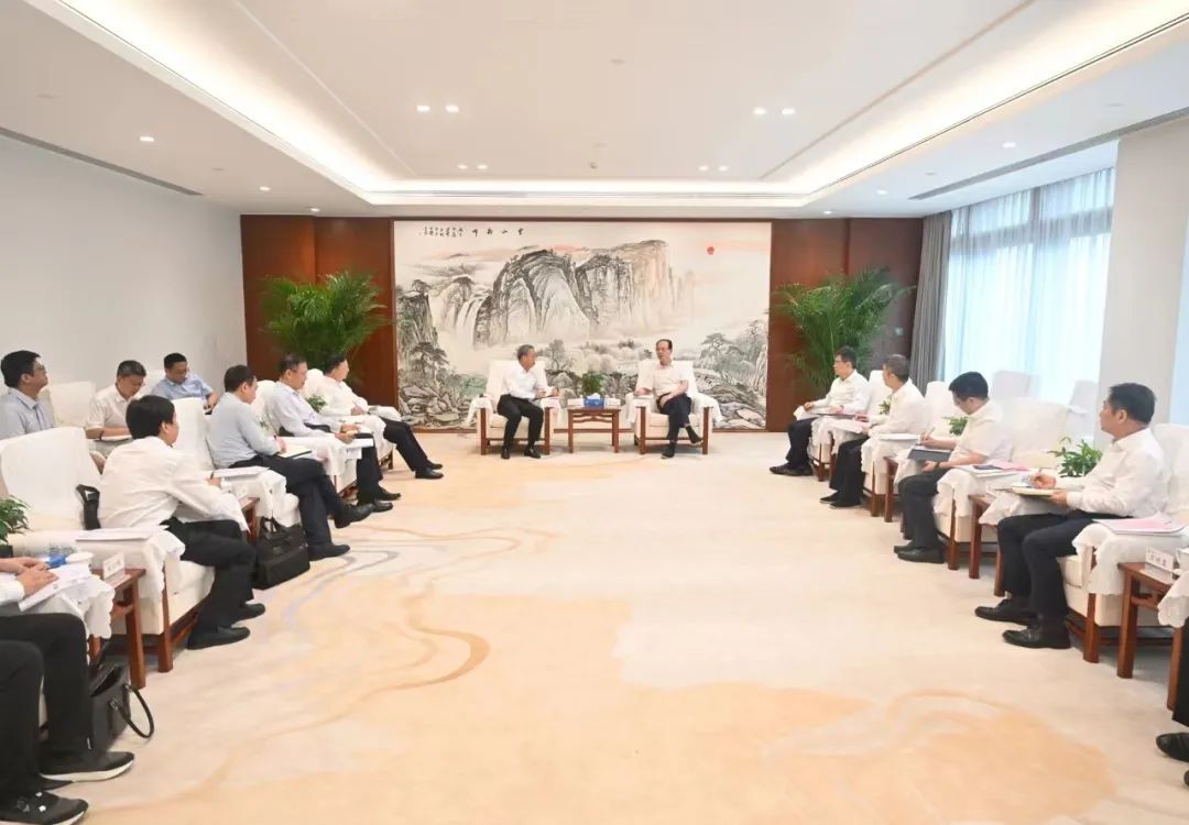 中國電建黨委書記、董事長丁焰章會(huì)見南瑞集團(tuán)董事長、黨委書記山社武