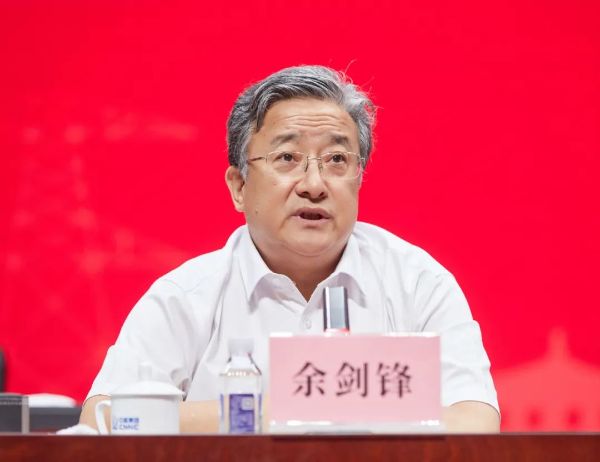 中核集團(tuán)黨組書記、董事長余劍鋒赴核工業(yè)學(xué)院天津校區(qū)指導(dǎo)工作