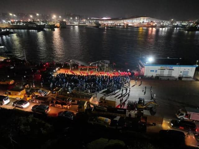 南方電網(wǎng)再派5500人隊伍，支援海南搶修復(fù)電