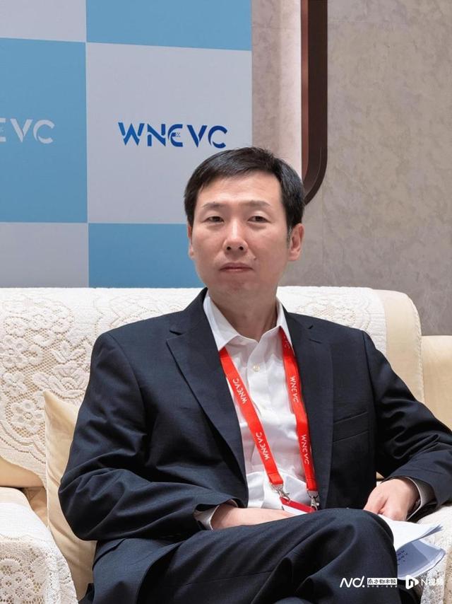 侯福深：車企應(yīng)達(dá)成全球合作共識(shí)，促進(jìn)新能源汽車發(fā)展