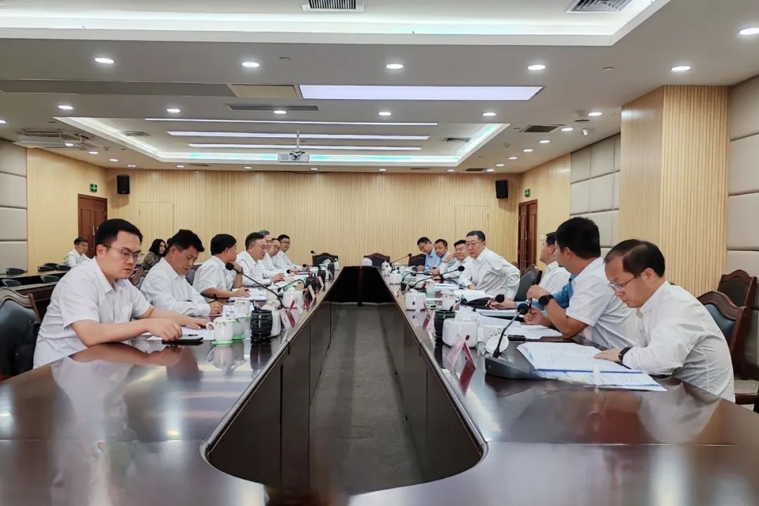 國家能源集團廣西公司黨委書記、董事長李富軍拜會柳州市委副書記、市長張壯
