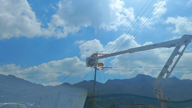 畢節(jié)市郊供電局成功投運10千伏撒昌線，提升供電可靠性