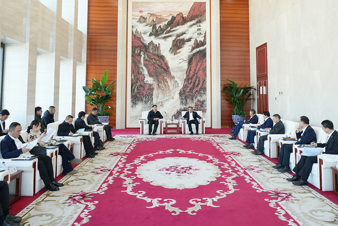 中國(guó)能建黨委書記、董事長(zhǎng)宋海良與云南紅河州委書記趙瑞君會(huì)談
