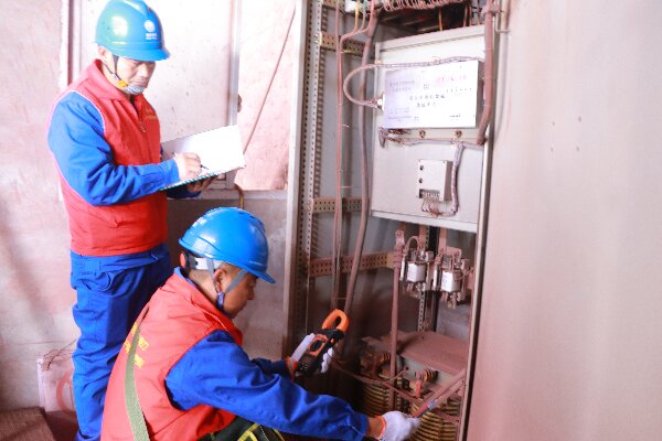 國網會理市供電公司用電檢查進礦區(qū) 精心保電促發(fā)展