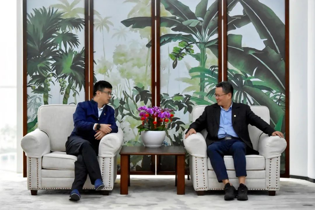 國電投海南公司黨委副書記、總經(jīng)理劉波濤拜訪大唐海南公司黨委書記、董事長王俊啟